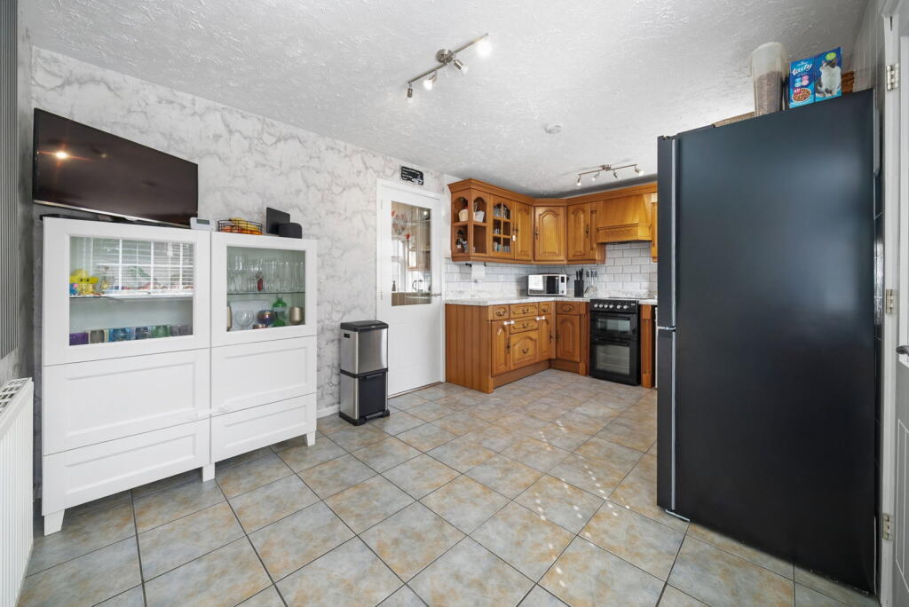 House in Worcester - View 4