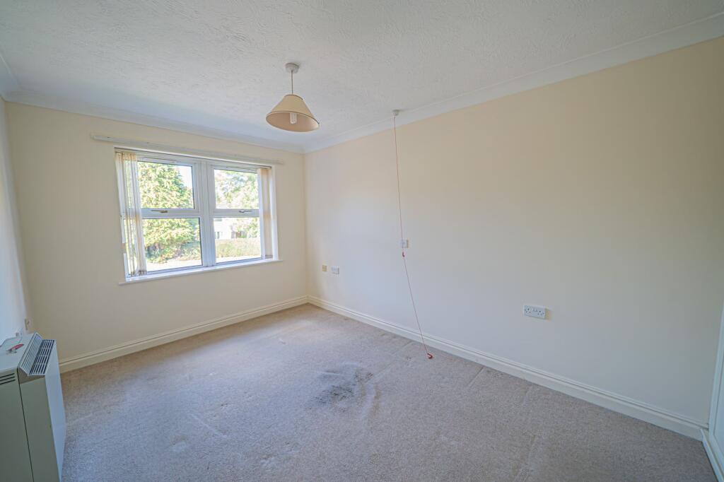 Apartment in Solihull, Knowle - More