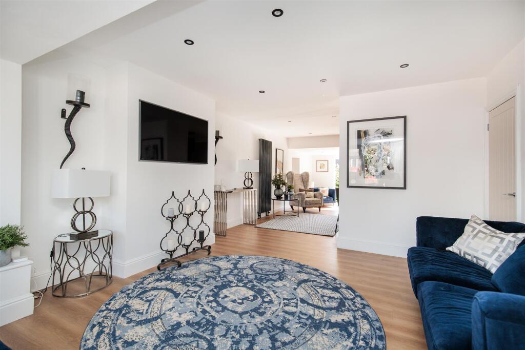 House in Newcastle upon Tyne - More