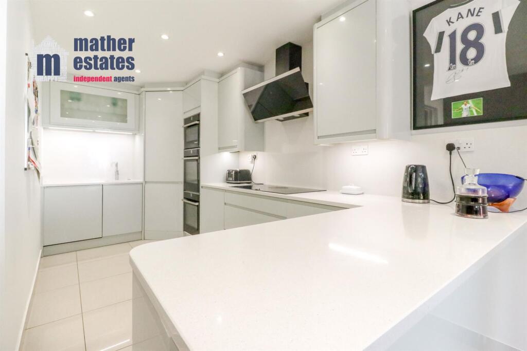 Additional image 3 of Lark Rise, Birds & Trees Area, Hatfield