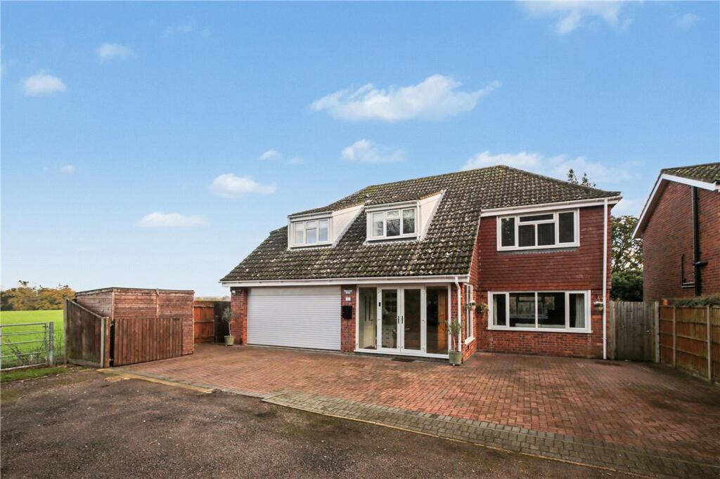 4-bed detached on Church View, Swainsthorpe, Norwich, Norfolk, NR14, £550,000
