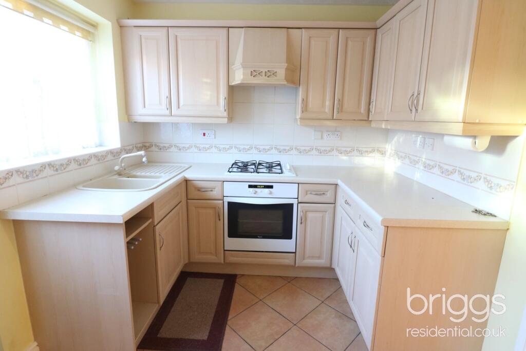 Courtfields, Market Deeping, PE6 photo 4