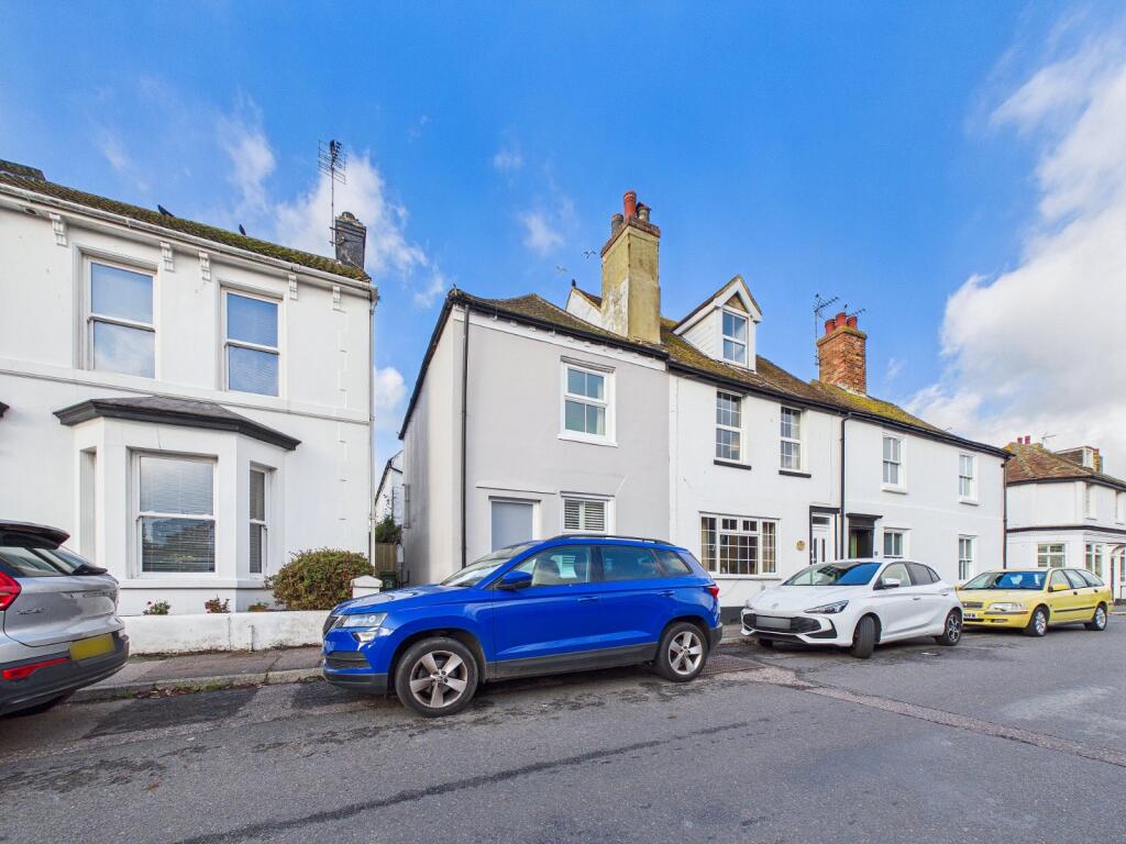2-bed terraced on Stade Street, Hythe, Kent, CT21, £350,000