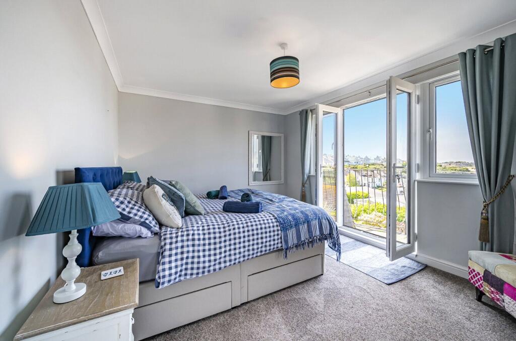 House in Brixham, Torbay - View 4