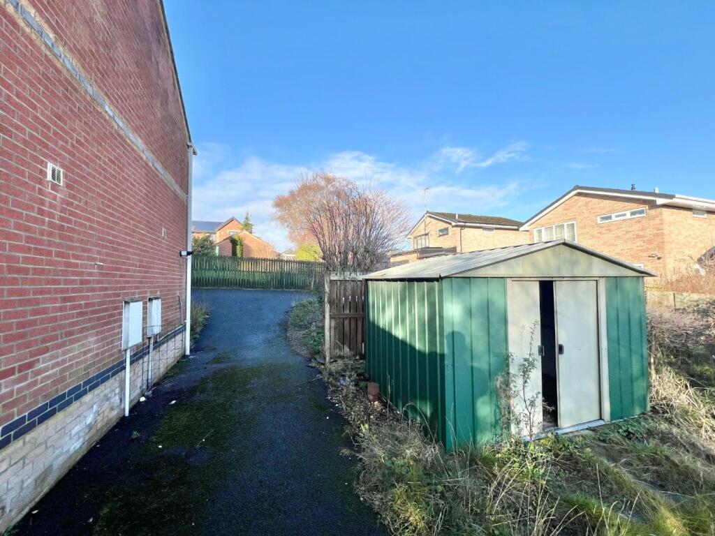 Inglenook Close, Crook photo 2
