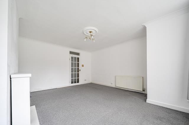 Hermitage Close, Slough photo 4