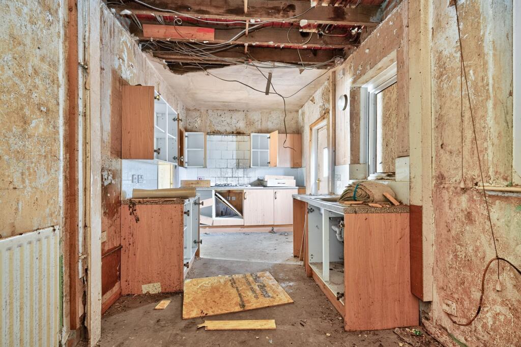 House in Rochdale, Greater Manchester - View 4