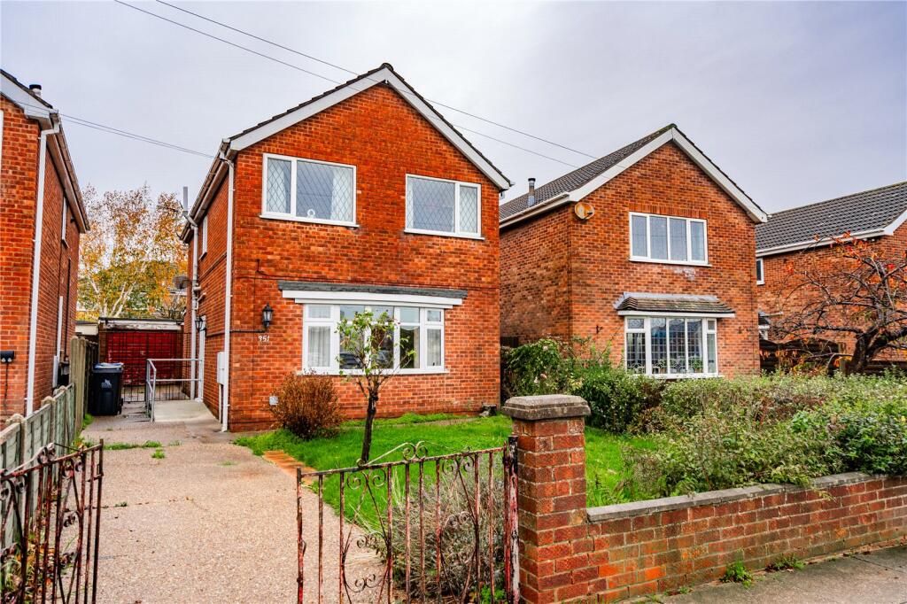 Main image of property: St. Nicholas Drive, Grimsby, Lincolnshire, DN37