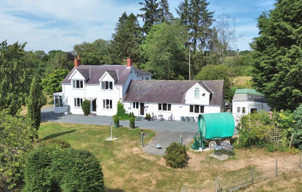 Main image of property: Gwyddelwern, Corwen