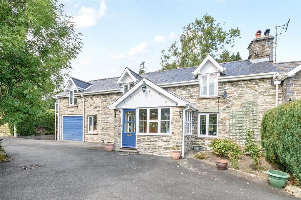 Rhayader, Powys, LD6, Powys