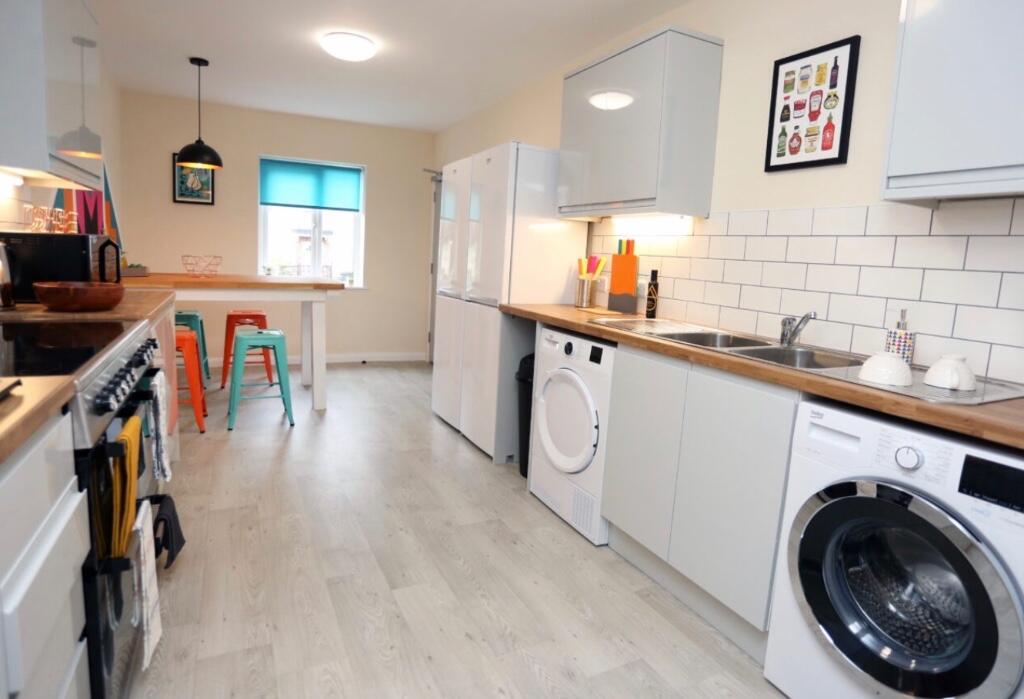 House in Brighton - View 3