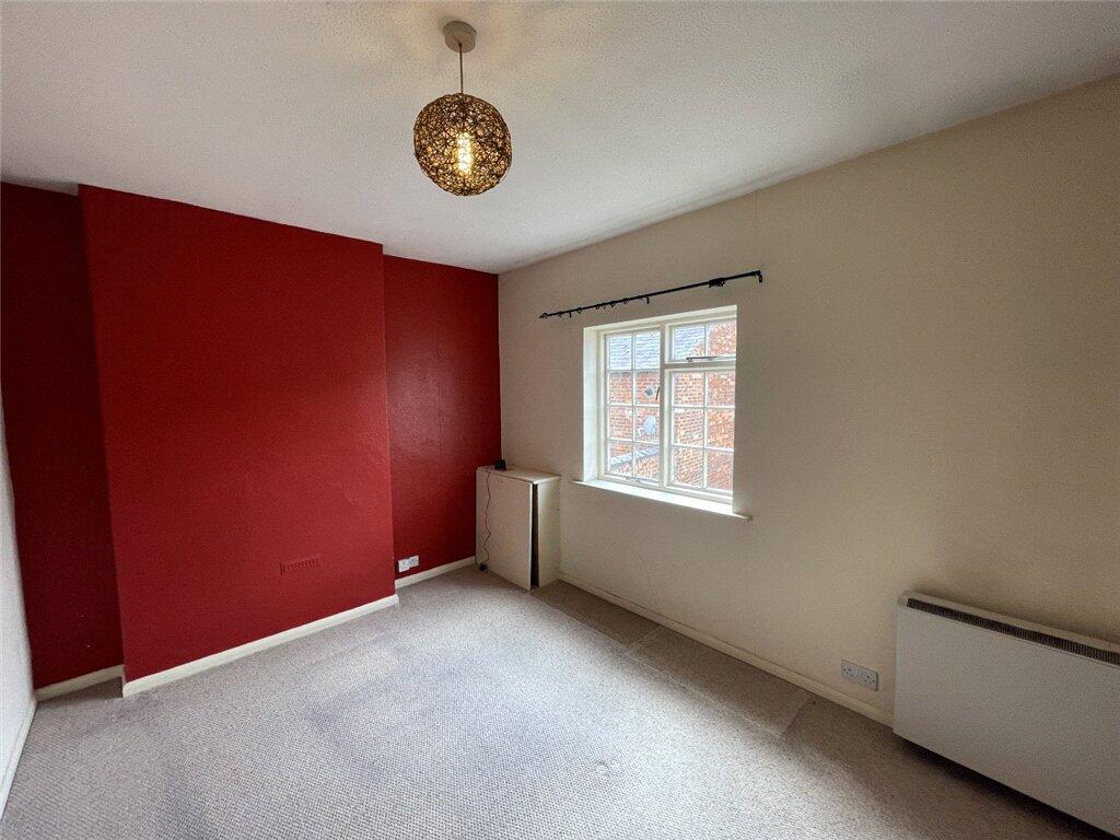 House in Northampton - View 4