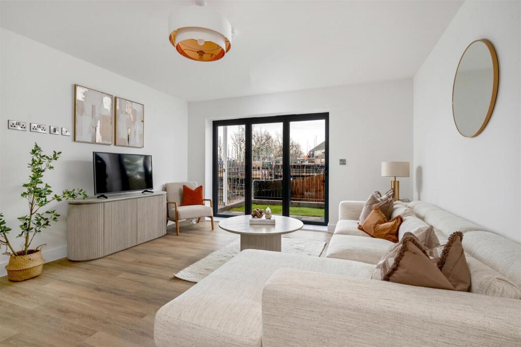 Apartment in Nottingham, Bramcote - View 2