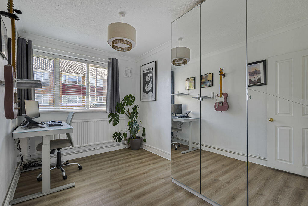 Apartment in London, Edgebury, New Eltham - More