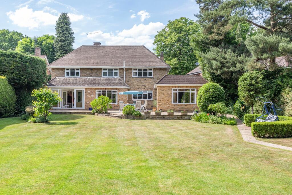 Main image of property: Woodlands Road, West Byfleet, Surrey, KT14