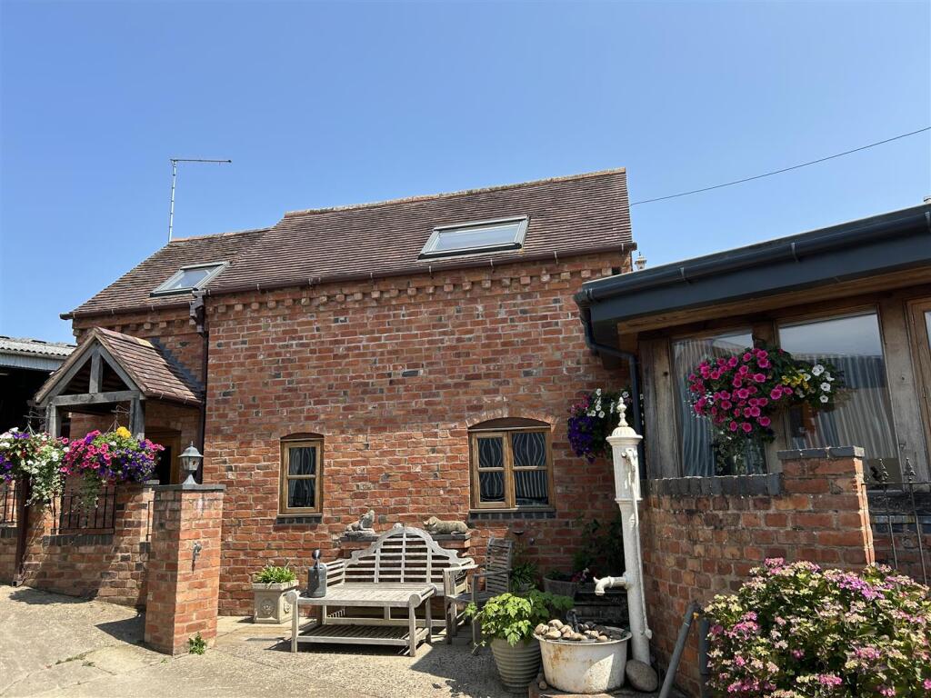 Main image of property: Keybridge Farm, Hampton Lovett