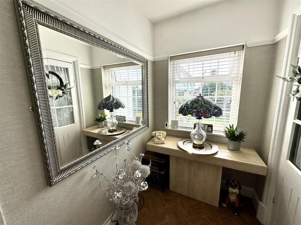 House in Newport - View 5