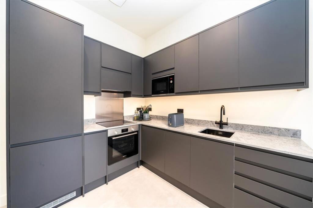Apartment in London - View 3