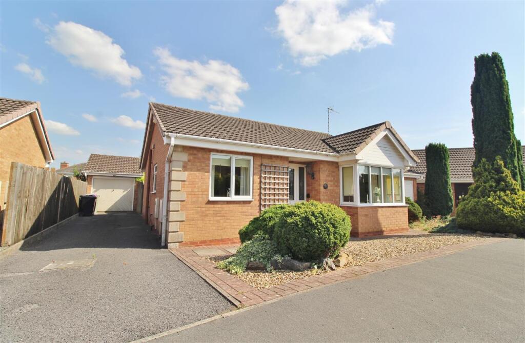 Main image of property: Ipswich Gardens, Grantham