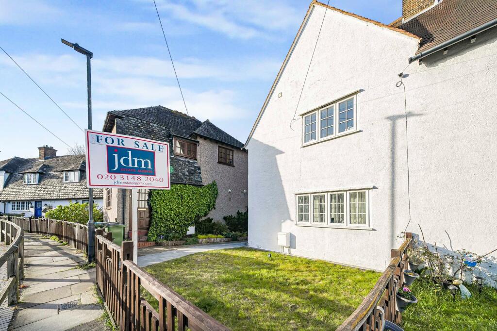 Main image of property: Ross Way, London, SE9