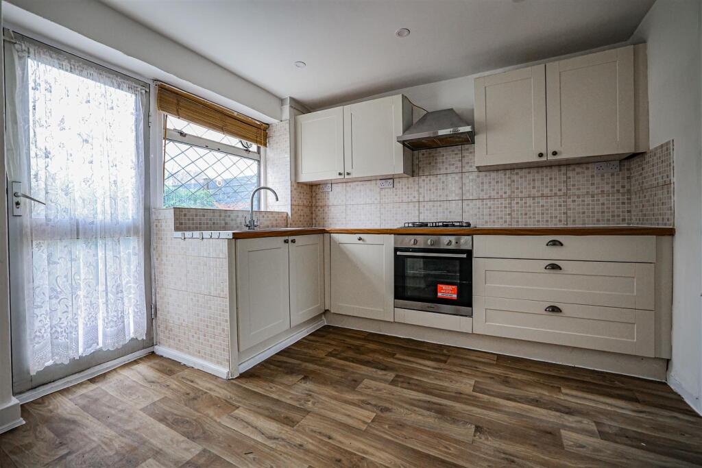 Ritcroft Street, Hemel Hempstead, HP3 - View 2