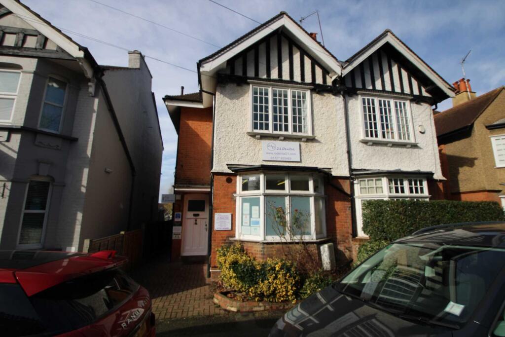 21a Russell Avenue, St. Albans, St Albans, Hertfordshire, AL3