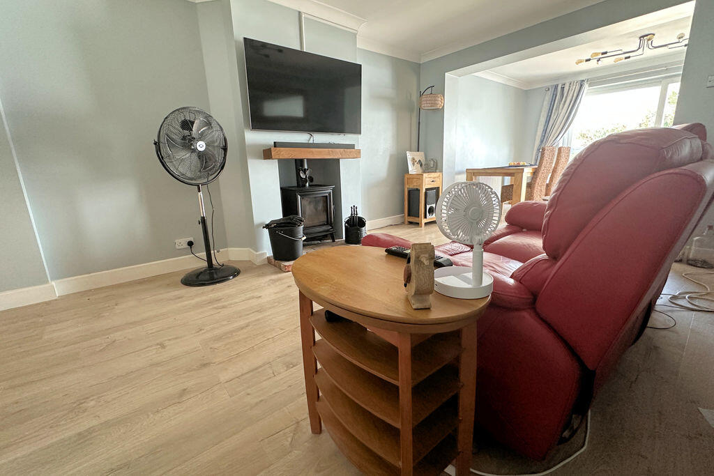House in Fareham, Portchester - More