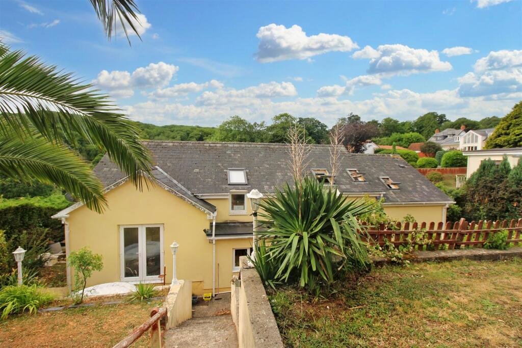 Main image of property: The Glen, Saundersfoot