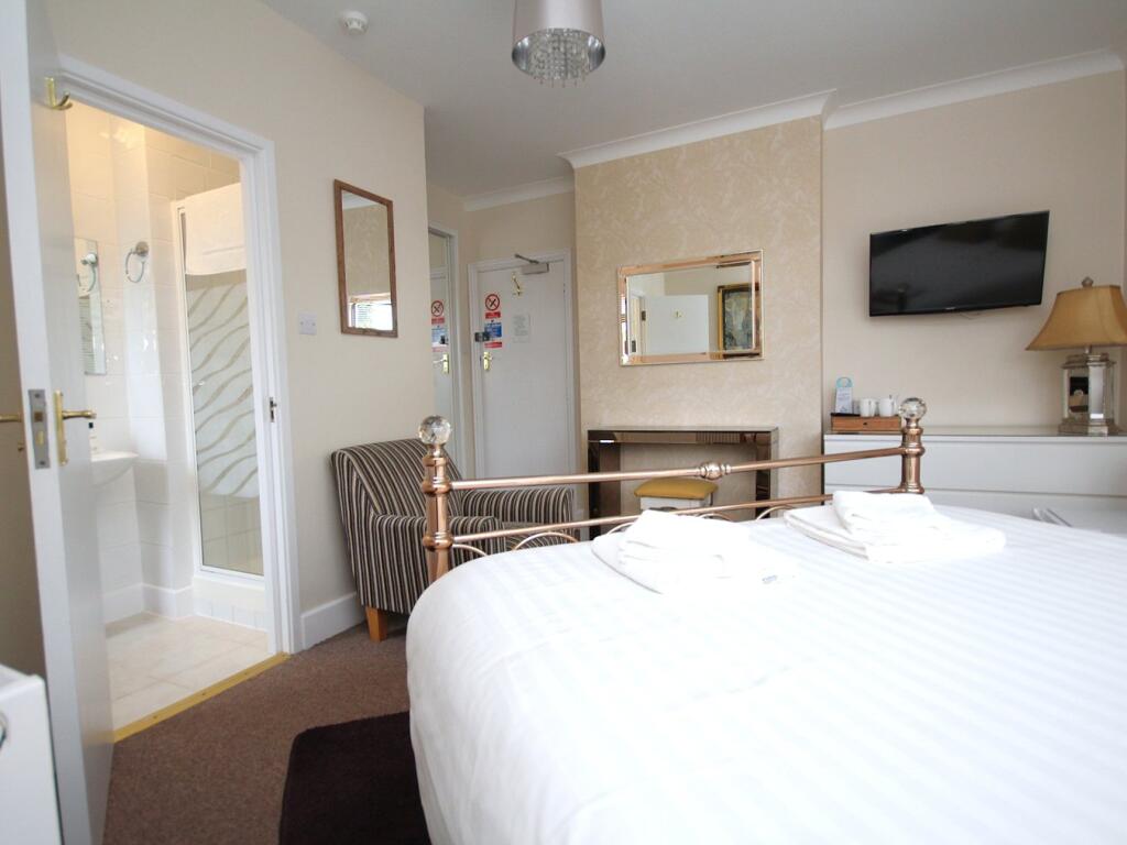 Additional image 32 of 26 Sandbanks Road, Poole Park, Poole, BH14