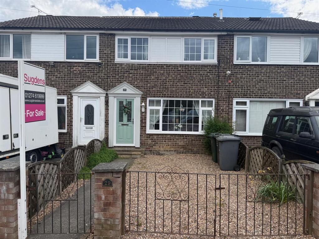 Main image of property: Peveril Mount, Eccleshill, Bradford
