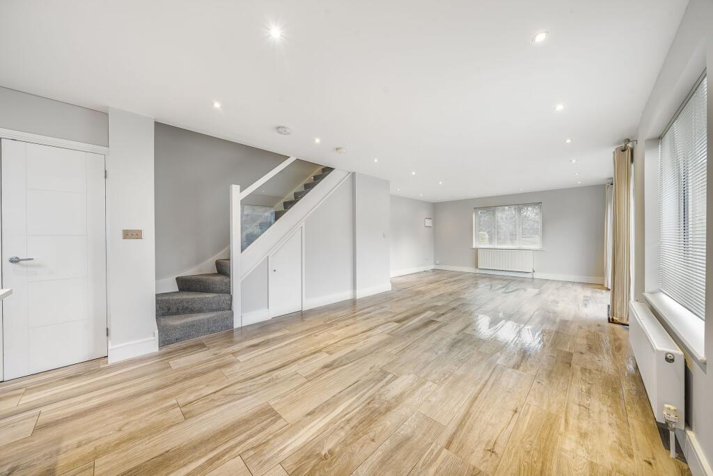 House in Kingston upon Thames - View 3