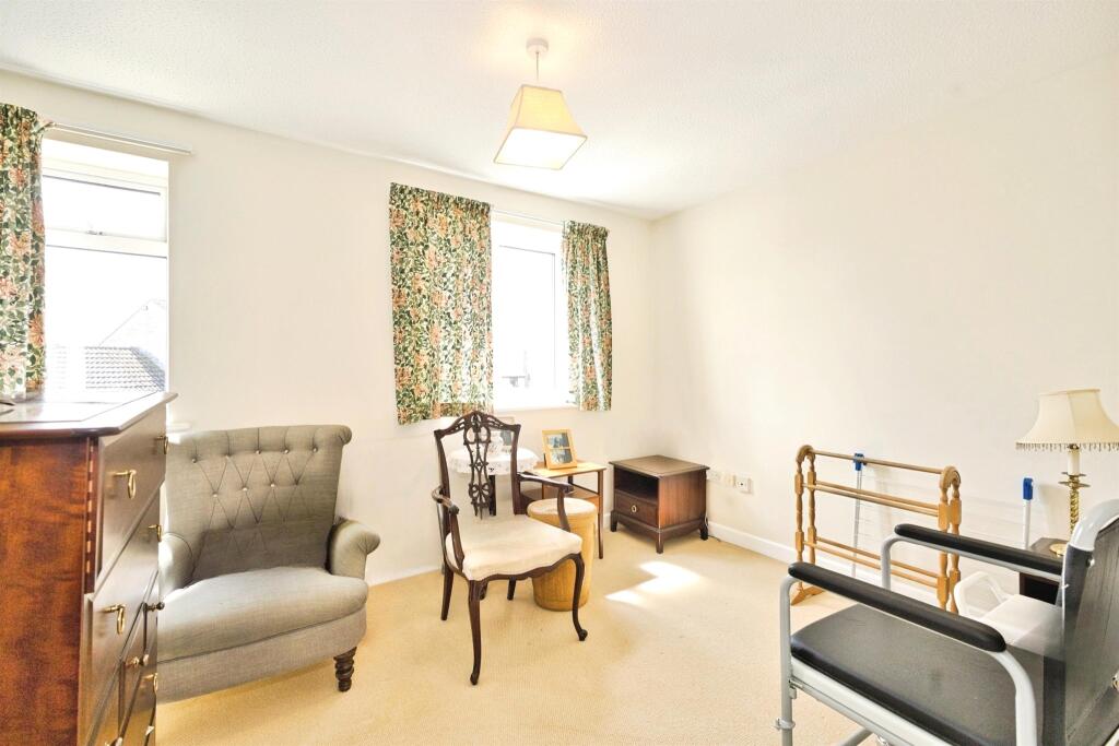 Evesham Avenue, Yeovil - View 3