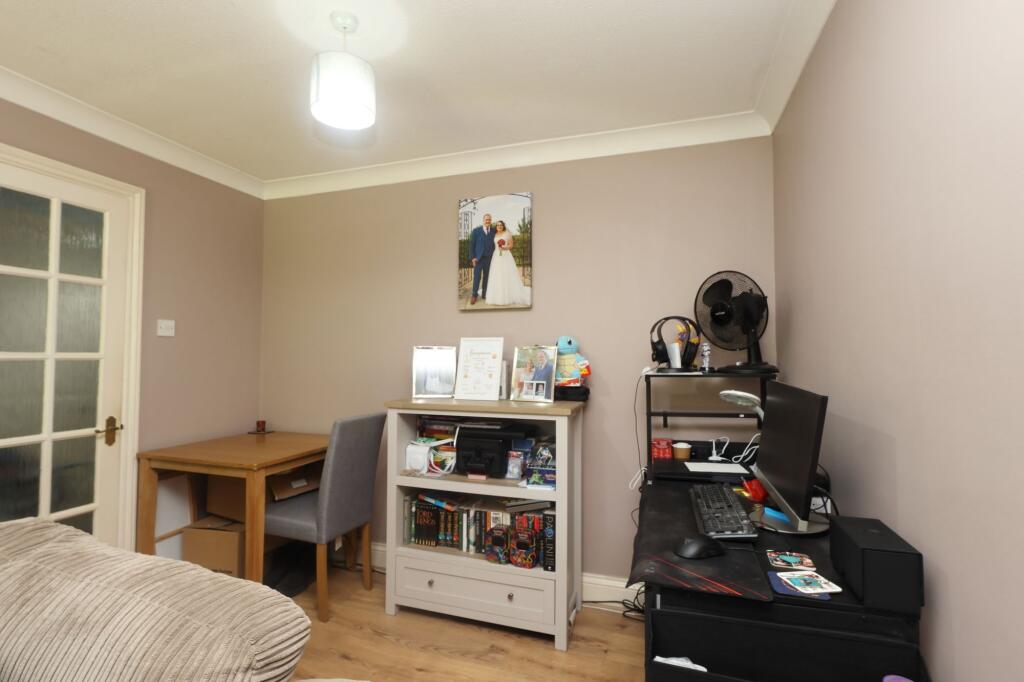 Apartment in Wealden, Polegate - More