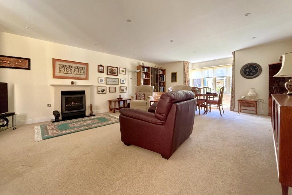 Gilman Court, Bishopstoke, Eastleigh, SO50 photo 3