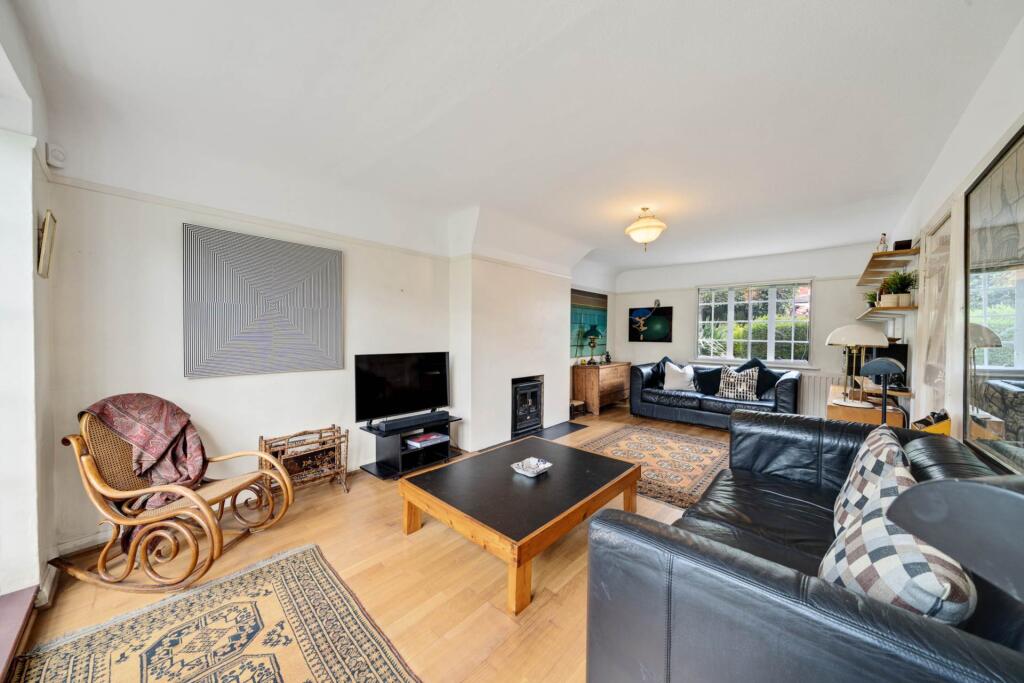 House in London - More