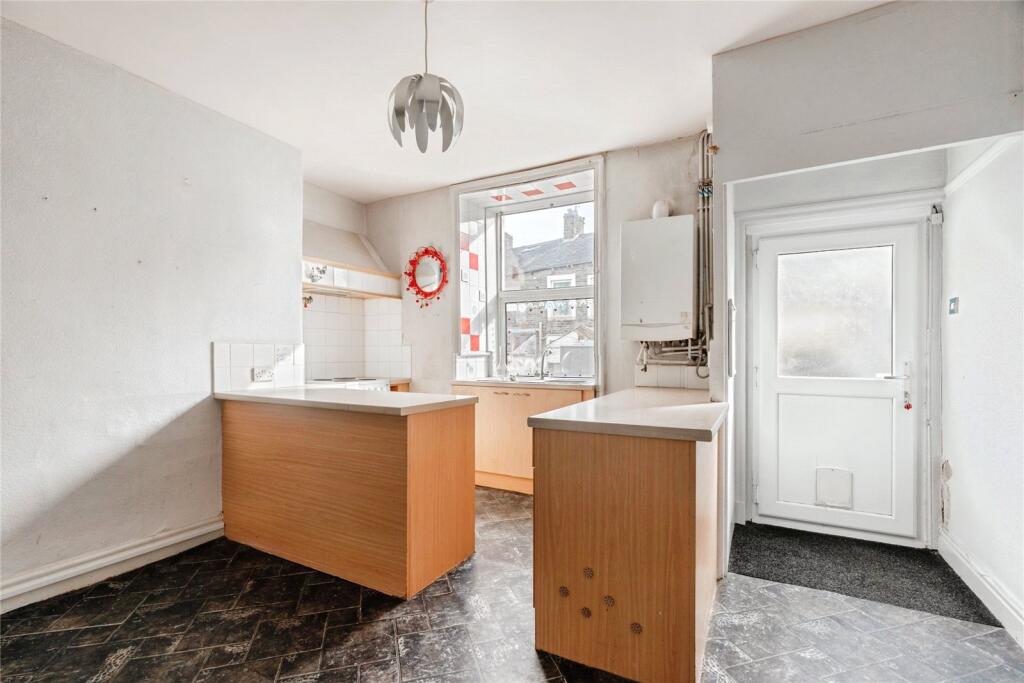 Dudley Street, Colne, Lancashire, BB8 - View 5