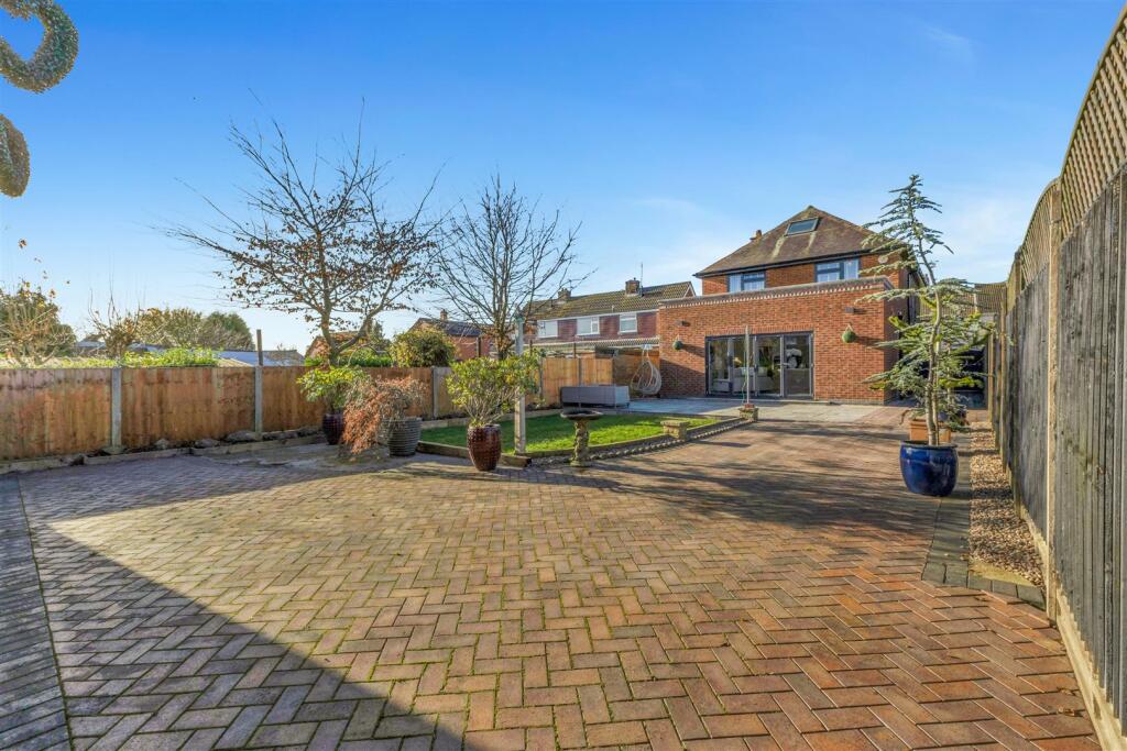 Main image of property: Swannington Road, Ravenstone