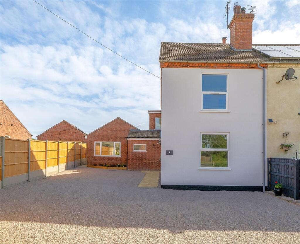 Main image of property: Horncastle Road, Wragby, Market Rasen