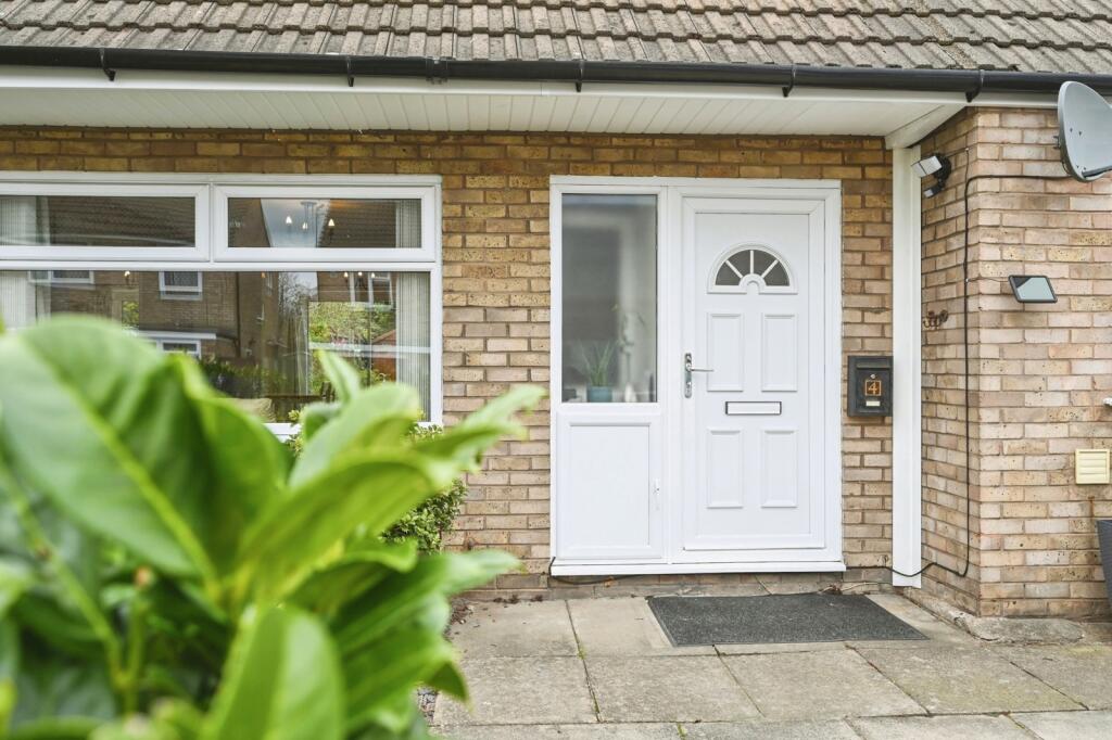 Main image of property: Canford Close, Great Sankey, Warrington, Cheshire, WA5