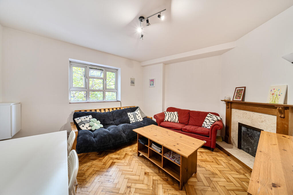 Main image of property: Gray Street, London