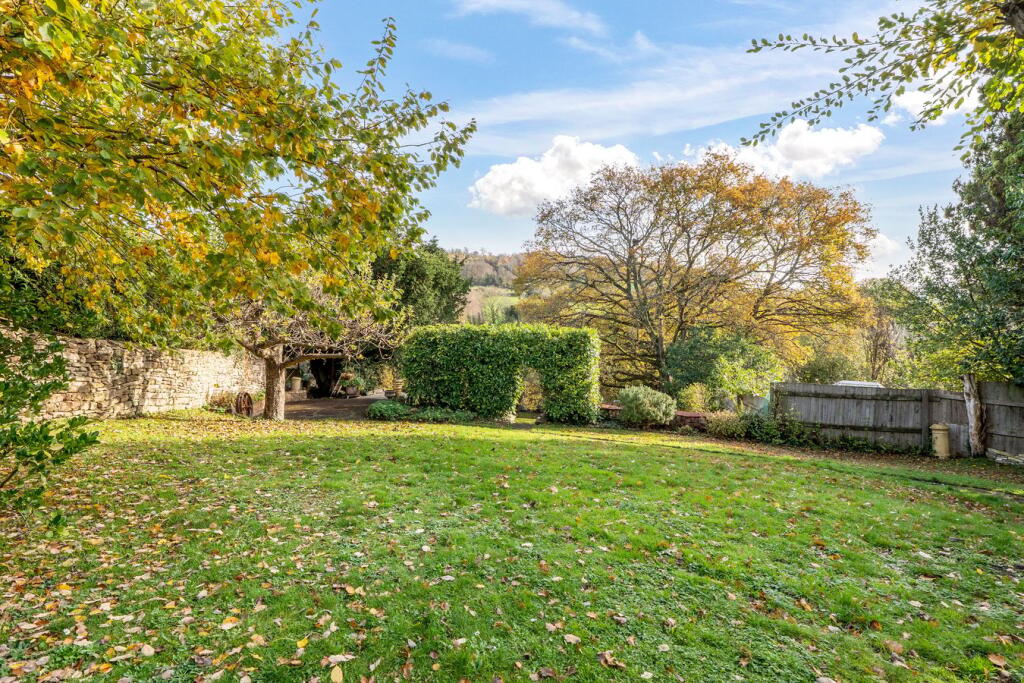 Bowbridge Lane, Stroud, GL5 photo 4