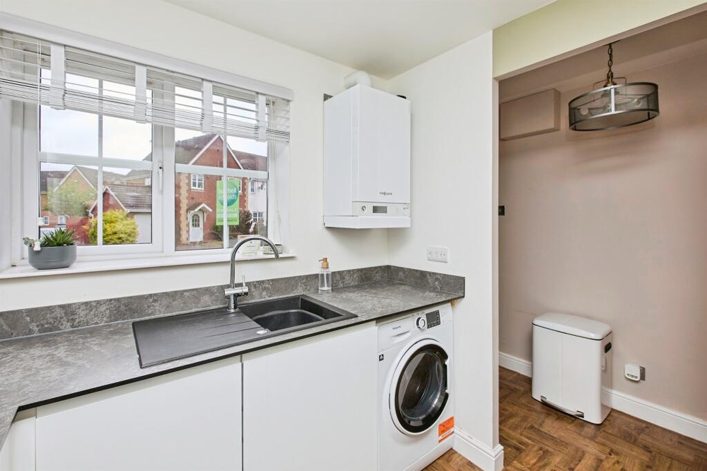 Sovereign Drive, Branston, BURTON-ON-TRENT - View 5