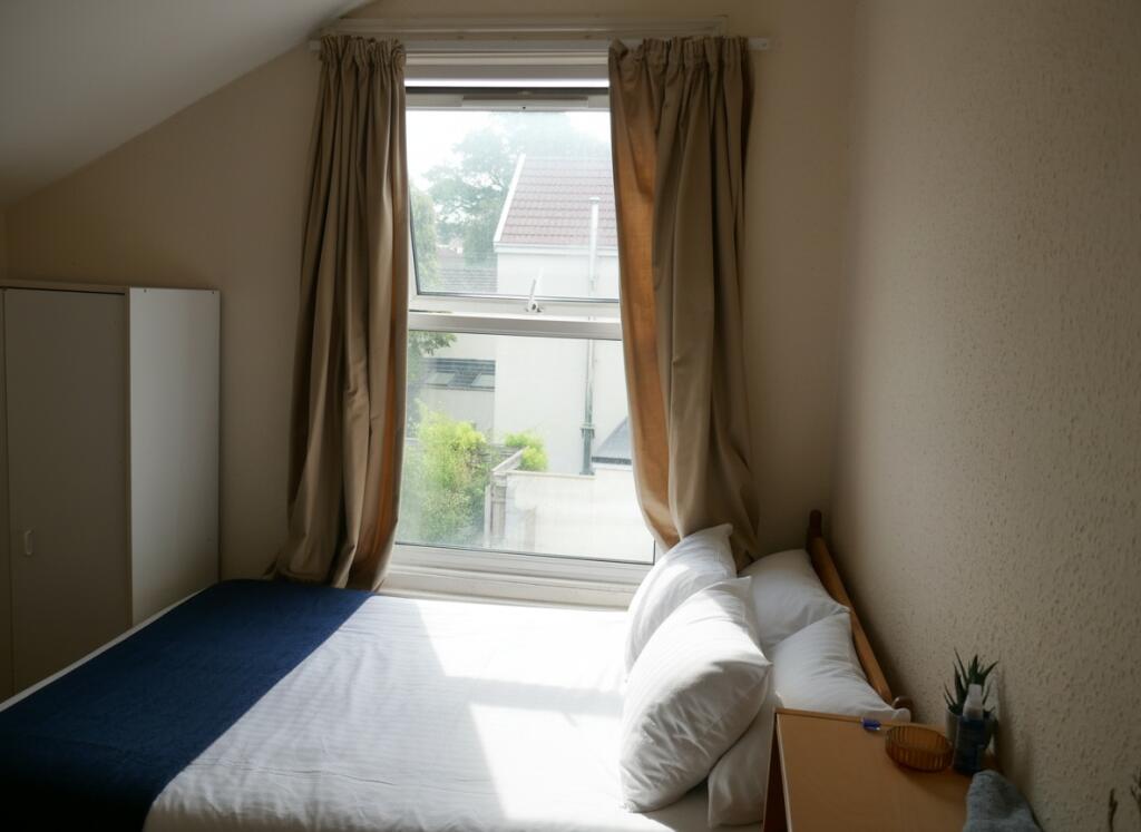 5 bedroom house for rent
