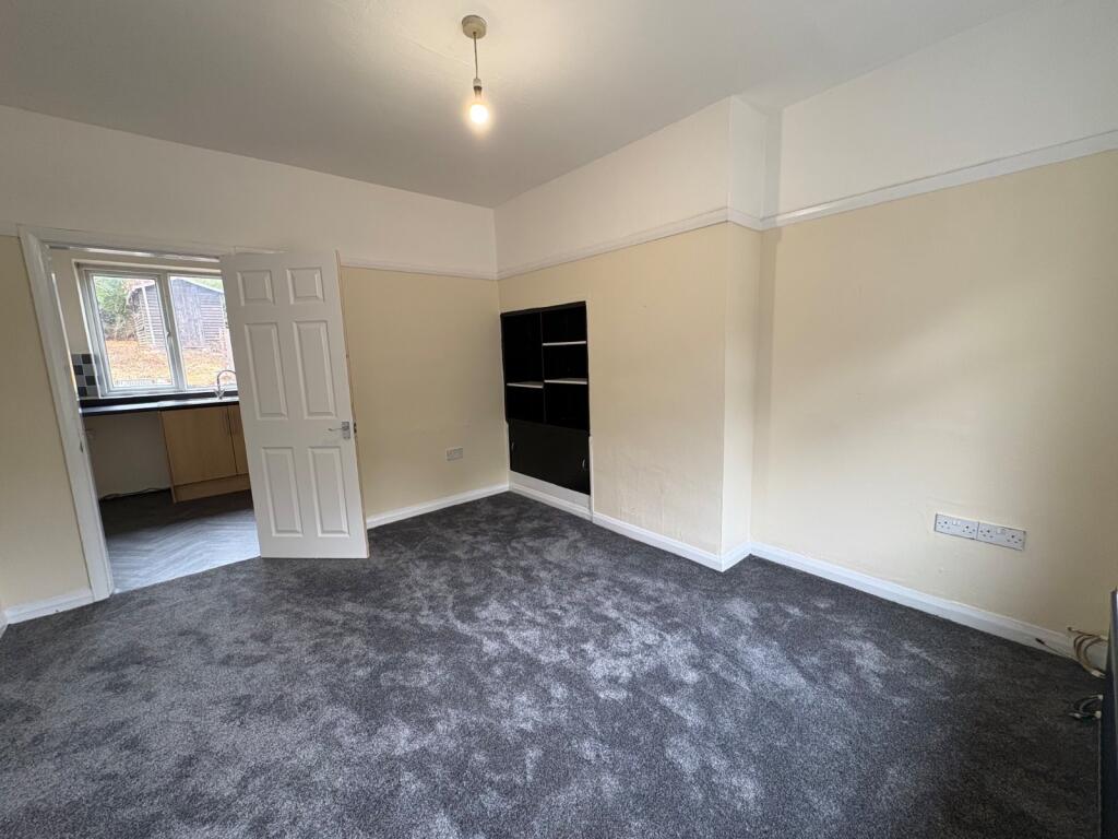 House in Leicester - View 2