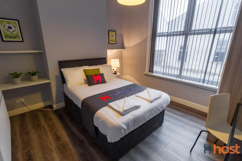 Main image of property: Bed 1 - Castlewood Rd