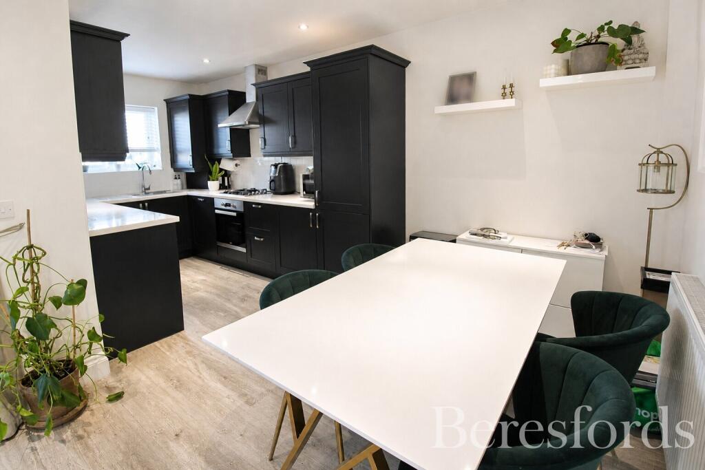 House in Romford - View 4