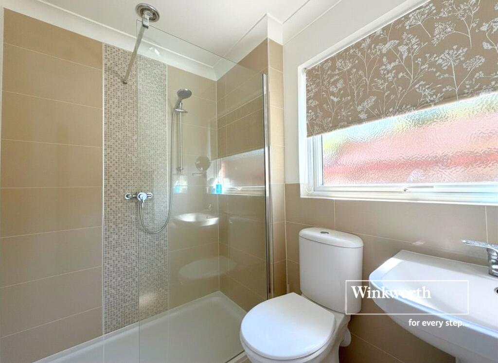 Mountbatten Drive, Ferndown, Dorset, BH22 photo 5