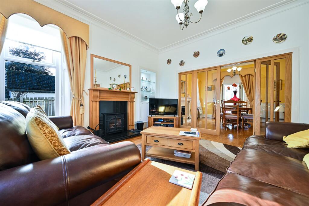 House in Motherwell - More