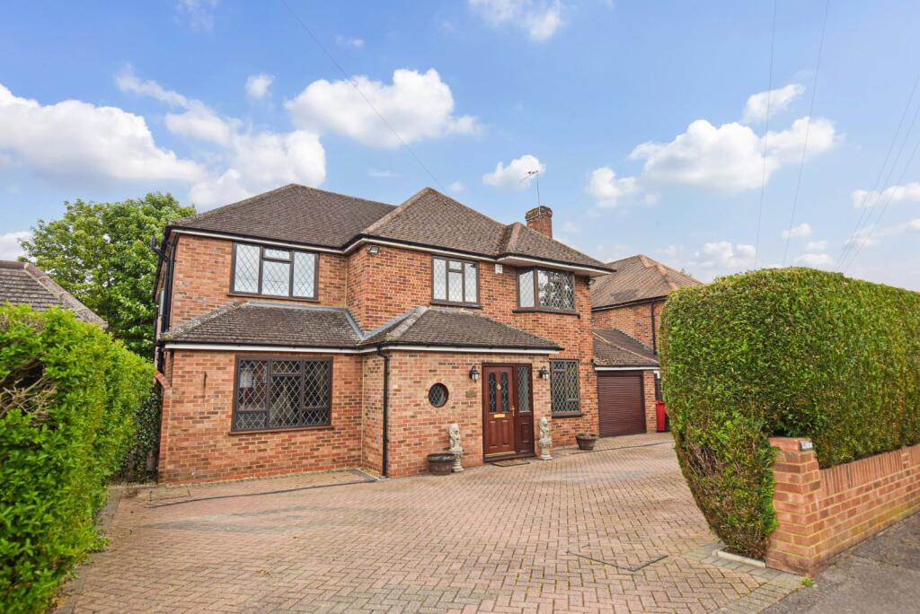 Main image of property: Westlands Avenue, Cippenham, Berkshire, SL1