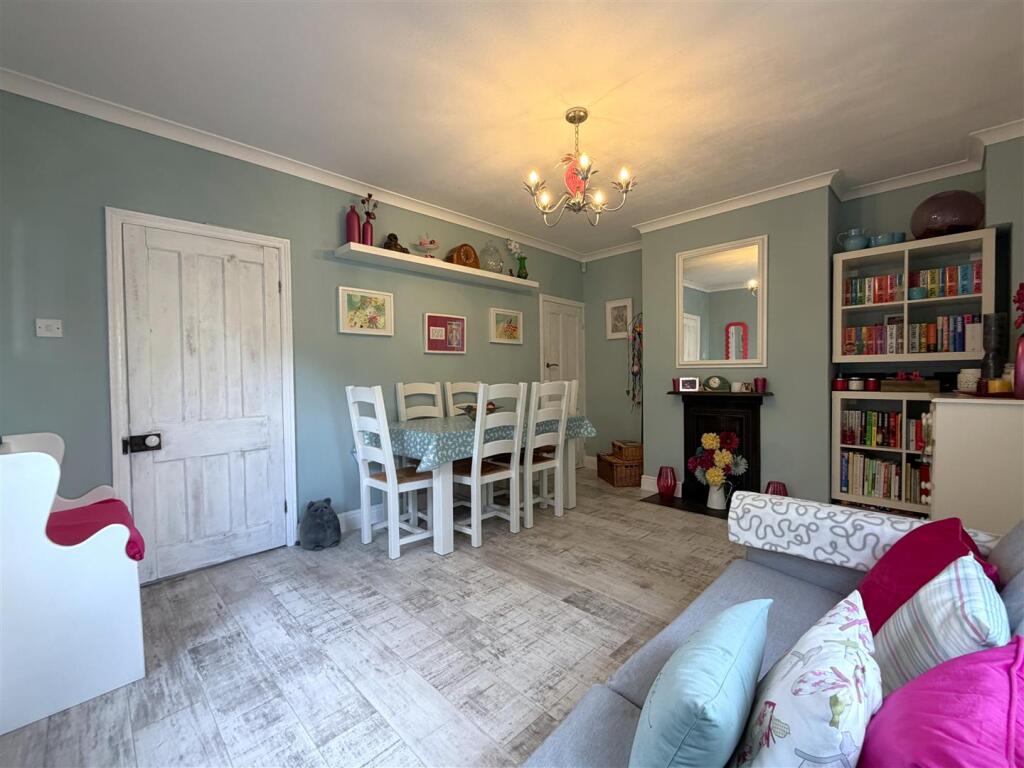 House in Newark and Sherwood, Newark - View 4